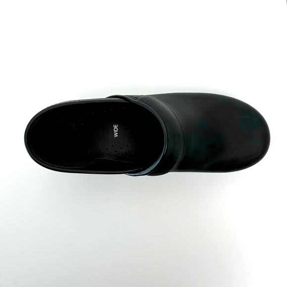 Dansko Black Oiled Leather Professional Clogs - EU38 Wide; Women's 7.5W-8W - Picture 9 of 14